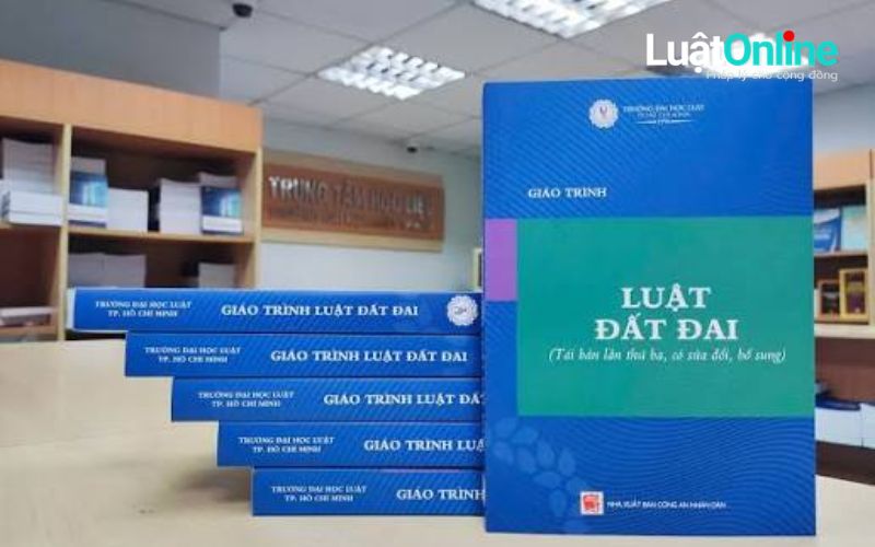 Giới thiệu Giáo trình Luật Đất đai 2024 PDF mới nhất
